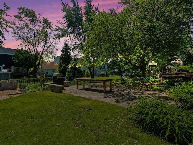 1520 Fordham Ct, Naperville, IL 60565 - view of community featuring a lawn