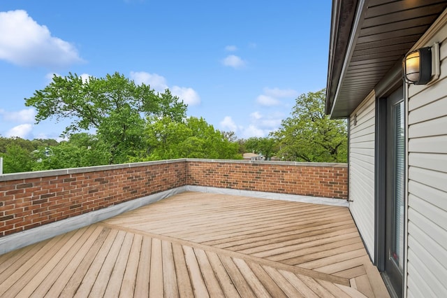 7223 N Hamilton Ave Unit A, Chicago, IL 60645 - view of wooden terrace