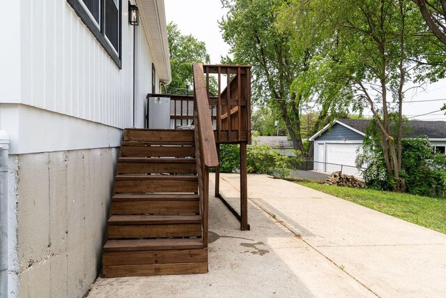 906 Central Park Dr, Round Lake Beach, IL 60073 - view of stairs