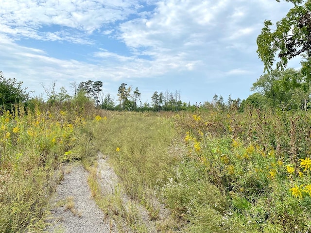 28884 N Il Route 83, Mundelein, IL 60060