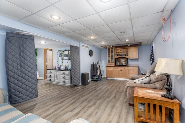 2655 N 3853rd Rd, Sheridan, IL 60551 - living room featuring light wood-style floors, recessed lighting, and baseboards