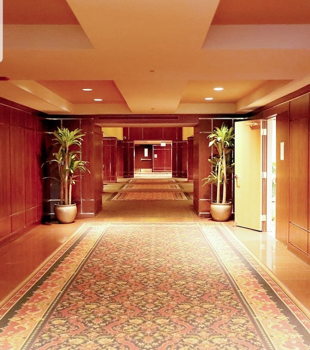 910 S Michigan Ave Unit 1805, Chicago, IL 60605 - building lobby with wooden walls