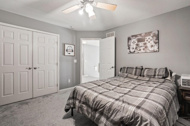 713 Sedgegrass Dr, Champaign, IL 61822 - carpeted bedroom with a closet and a ceiling fan