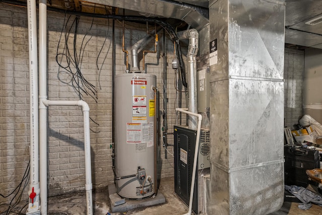 713 Sedgegrass Dr, Champaign, IL 61822 - utilities featuring gas water heater
