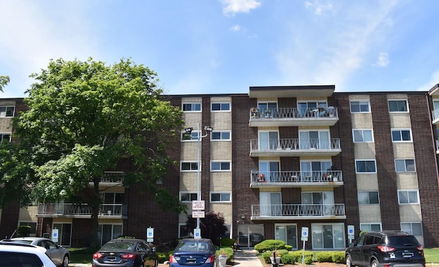 2900 Maple Ave Unit 10E, Downers Grove, IL 60515 - view of apartment building / complex