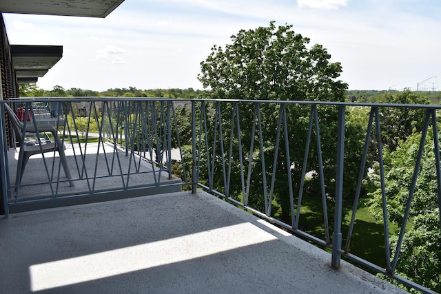 2900 Maple Ave Unit 10E, Downers Grove, IL 60515 - view of balcony