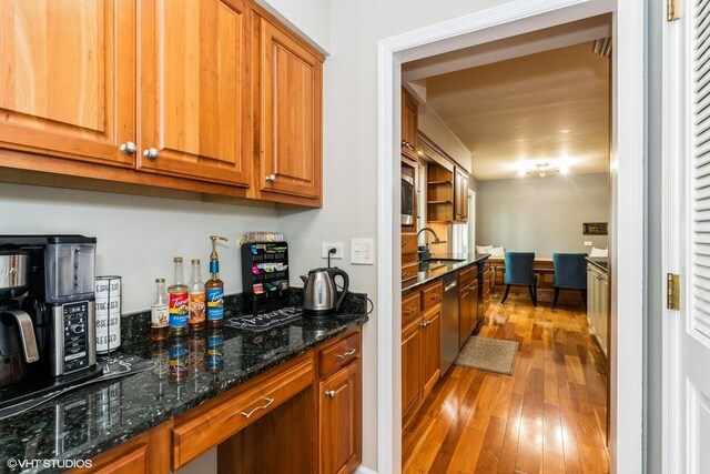 43389 N Oakcrest Ln N, Zion, IL 60099 - bar area with a sink, hardwood / wood-style floors, and stainless steel dishwasher