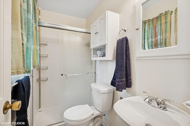 211 W Kenilworth Ave, Prospect Heights, IL 60070 - full bathroom with a shower stall, toilet, and a sink