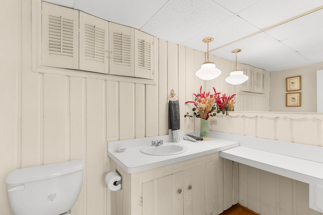 464 Northgate Ct, Riverside, IL 60546 - half bath with vanity, toilet, and a drop ceiling