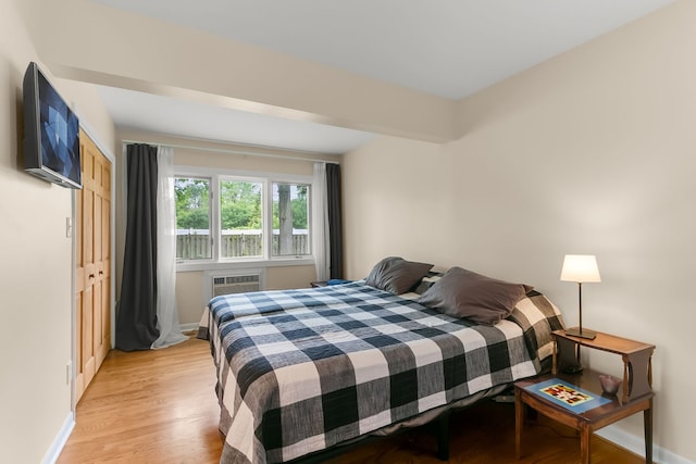 464 Northgate Ct, Riverside, IL 60546 - bedroom with baseboards and light wood-style flooring