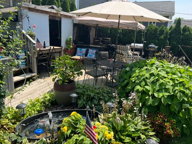 124 N W End Ave, Westmont, IL 60559 - view of patio with outdoor dining space and a deck