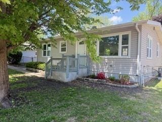 528 Ivy Ct, Round Lake Beach, IL 60073 - view of bungalow-style house