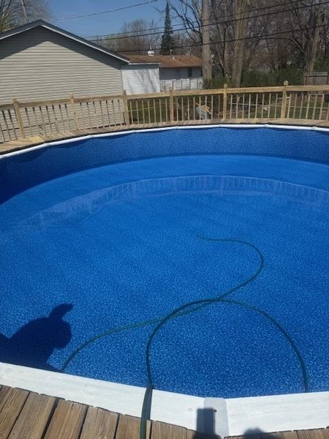 528 Ivy Ct, Round Lake Beach, IL 60073 - view of pool