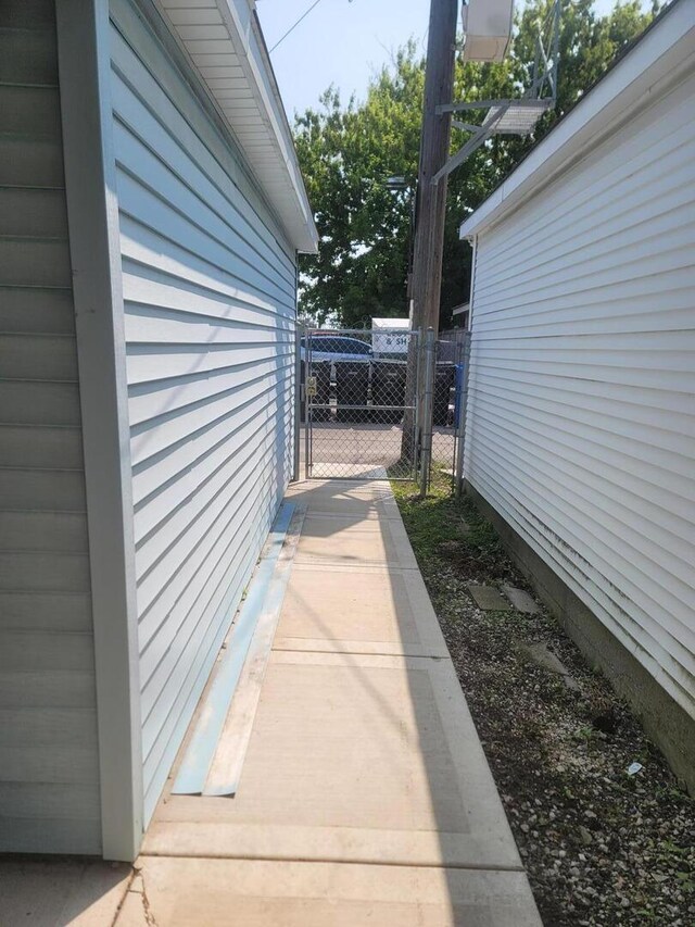 2343 N Lawndale Ave, Chicago, IL 60647 - photo 55