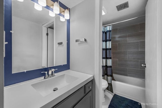210 E Fountainview Ln Unit 2B, Lombard, IL 60148 - bathroom with vanity, toilet, and shower / bath combo with shower curtain