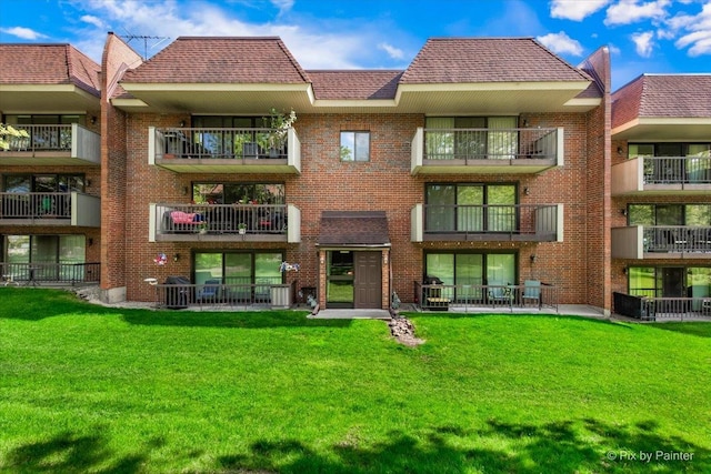 210 E Fountainview Ln Unit 2B, Lombard, IL 60148 - view of building exterior
