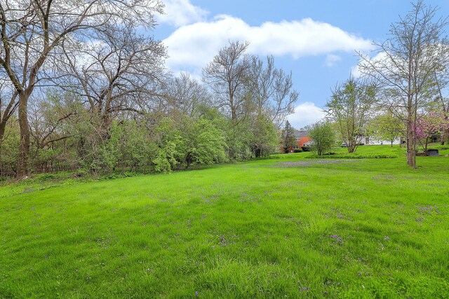 223 Bryant Ave, Glen Ellyn, IL 60137