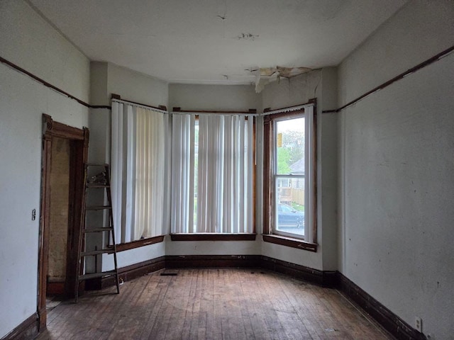 7828 S Escanaba Ave, Chicago, IL 60649 - photo 3