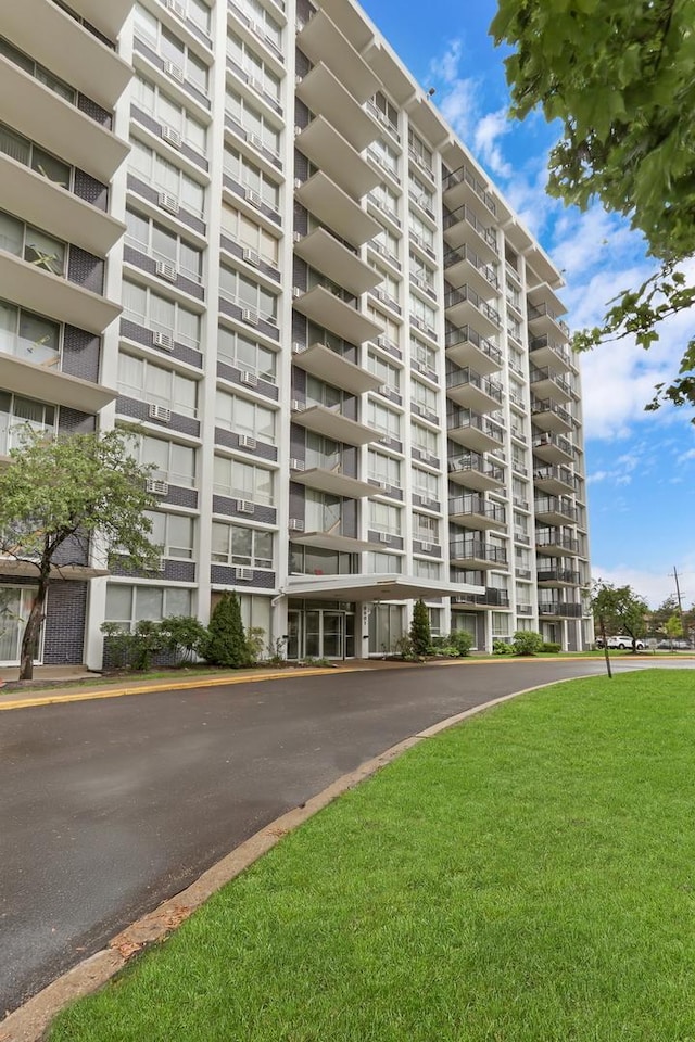 8801 W Golf Rd Unit 10C, Niles, IL 60714 - view of apartment building / complex