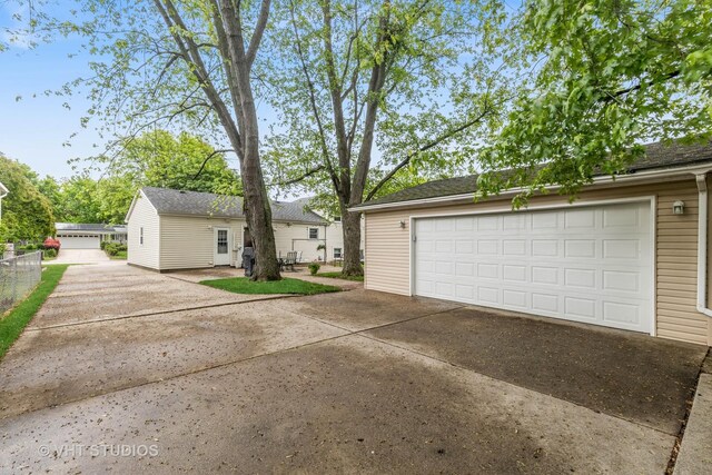844 Kingston Ln, Crystal Lake, IL 60014 - photo 4