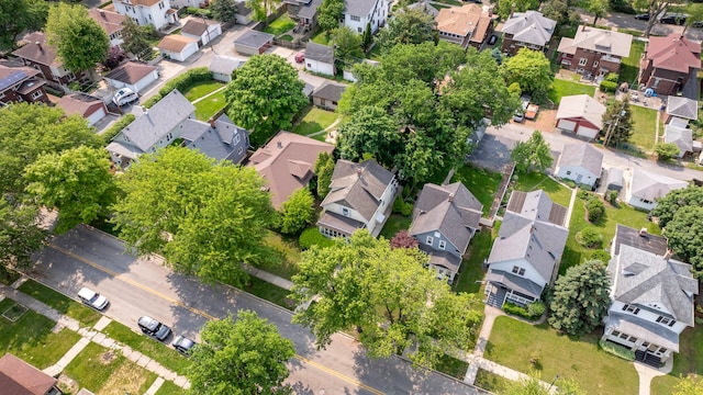 810 Glenwood Ave, Joliet, IL 60435 - aerial view of property's location featuring nearby suburban area