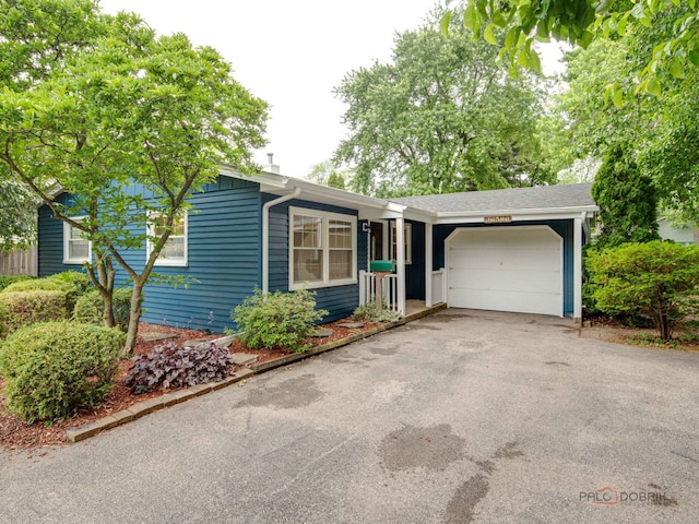 36586 N Traer Ter, Gurnee, IL 60031 - ranch-style house with a garage and driveway