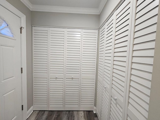 36586 N Traer Ter, Gurnee, IL 60031 - detailed view of ornamental molding and wood finished floors