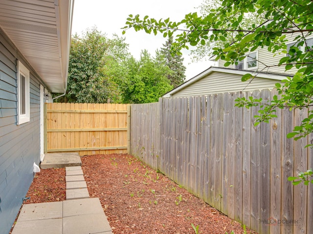 36586 N Traer Ter, Gurnee, IL 60031 - view of yard