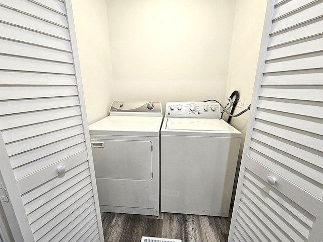 36586 N Traer Ter, Gurnee, IL 60031 - laundry area with washing machine and dryer and dark wood finished floors