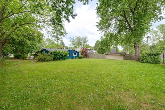 36586 N Traer Ter, Gurnee, IL 60031 - view of yard