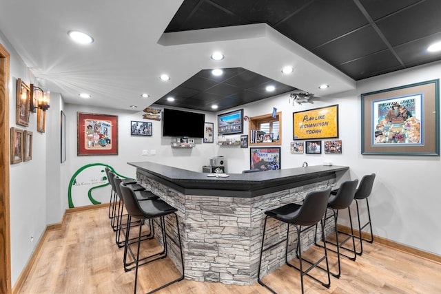 373 W Joliet Hwy, New Lenox, IL 60451 - indoor wet bar featuring light wood-style flooring and recessed lighting