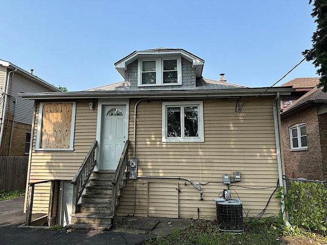 2029 S 11th Ave, Maywood, IL 60153 - view of front facade with entry steps