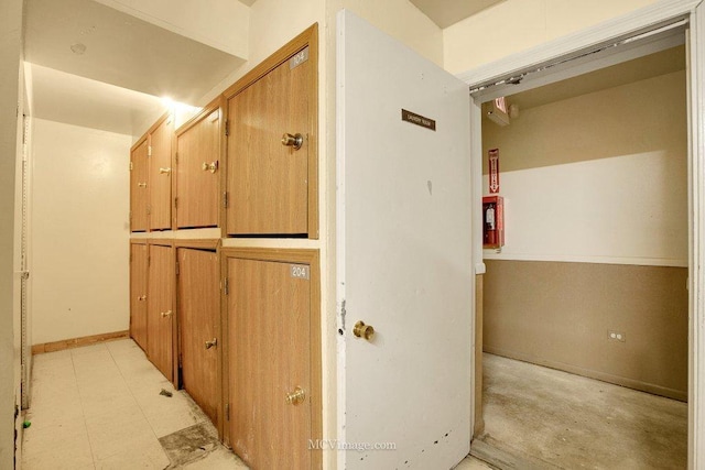 17985 Amherst Ct Unit 203, Country Club Hills, IL 60478 - view of corridor