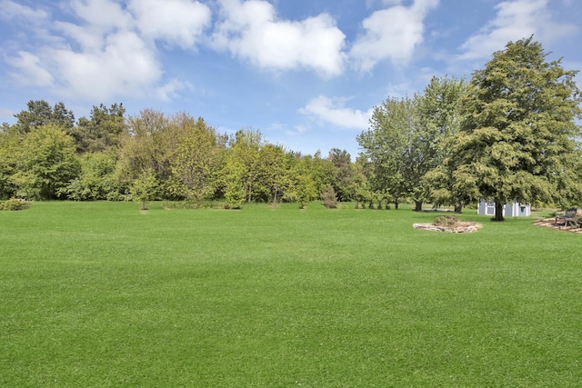 7N310 Ridge Line Rd, Saint Charles, IL 60175 - view of green lawn