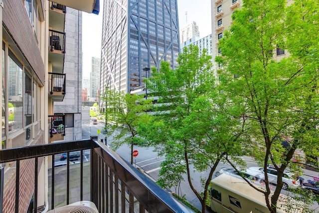 201 E Chestnut St Unit 3C, Chicago, IL 60611 - balcony featuring a view of city