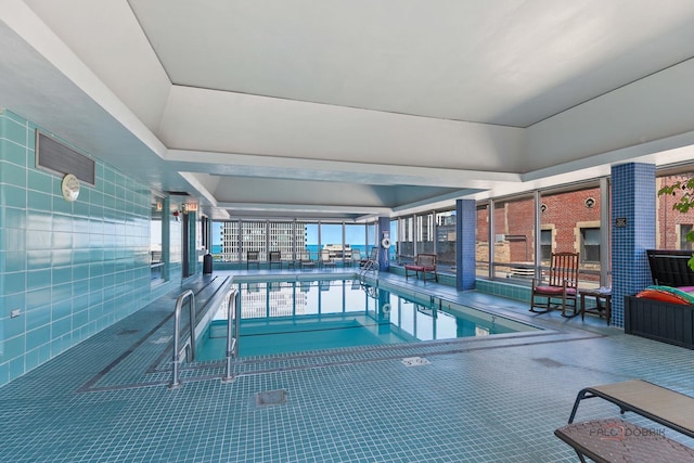 201 E Chestnut St Unit 3C, Chicago, IL 60611 - view of indoor pool