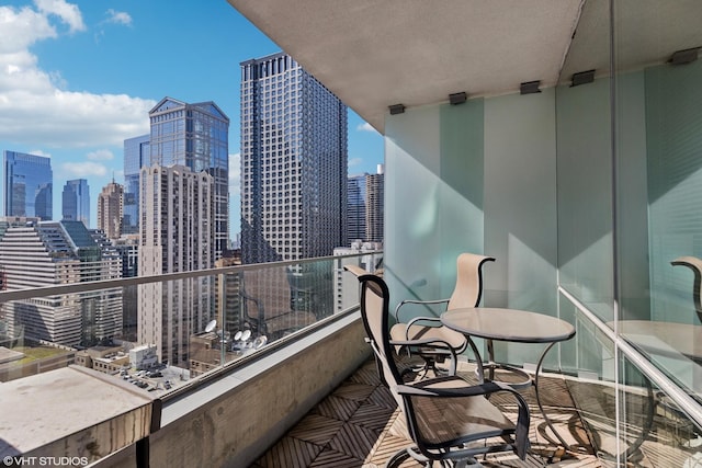 8 E Randolph St Unit 2407, Chicago, IL 60601 - balcony with a view of skyline