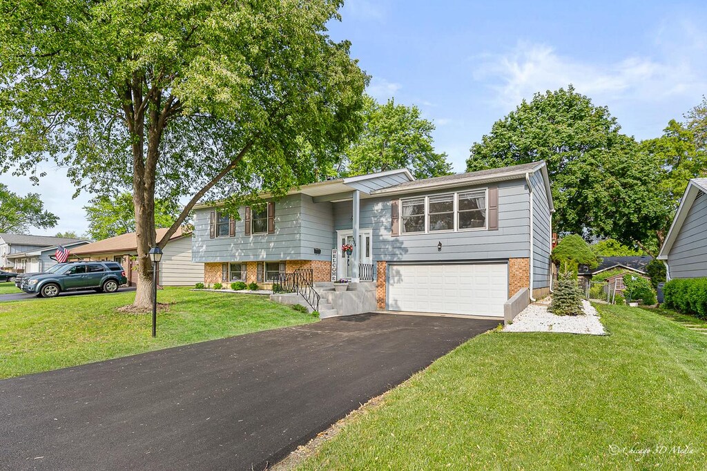 384 Glen Farm Ln, Lake Zurich, IL 60047 - photo 1