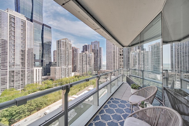 340 E Randolph St Unit 1304, Chicago, IL 60601 - balcony with a view of skyline