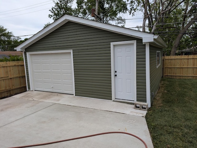 22521 Richton Square Rd, Richton Park, IL 60471 - detached garage featuring driveway