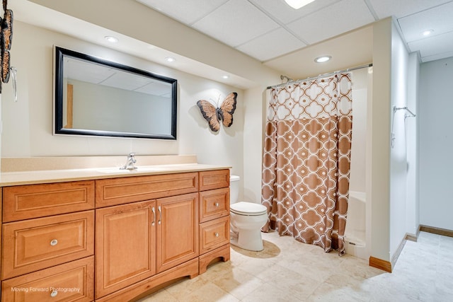 608 W N St, Peotone, IL 60468 - full bath featuring toilet, vanity, shower / bath combination with curtain, and recessed lighting
