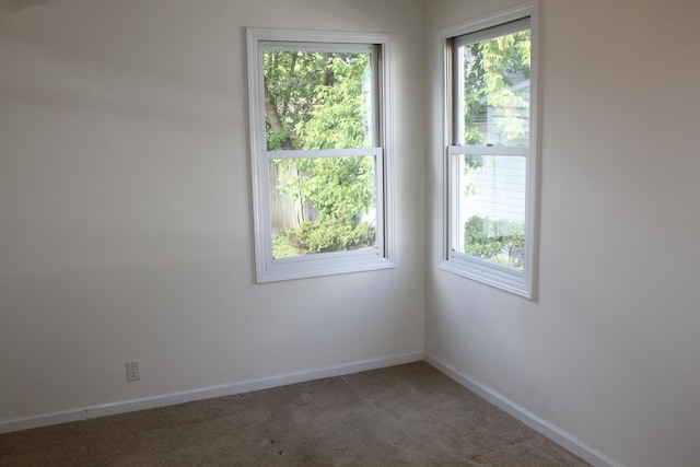 517 Victor St, Sycamore, IL 60178 - spare room with carpet floors and baseboards