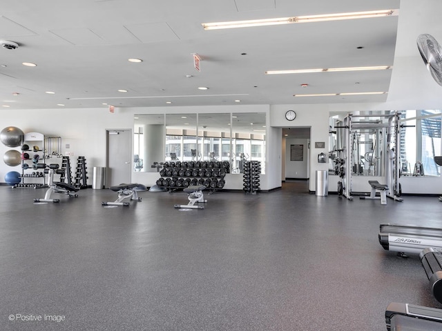 340 E Randolph St Unit 4703, Chicago, IL 60601 - gym featuring plenty of natural light and recessed lighting