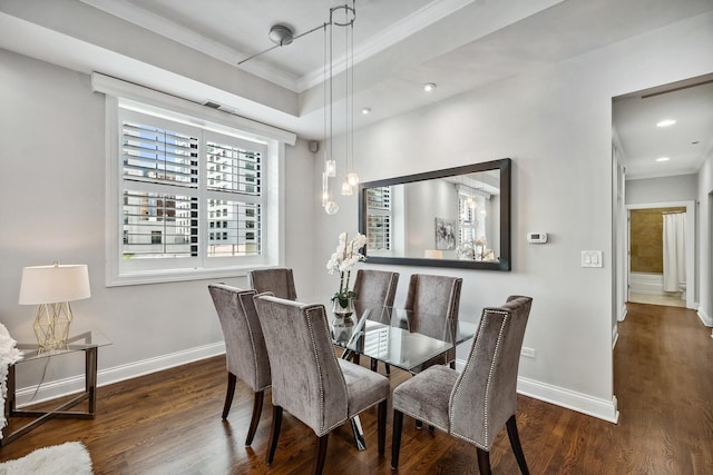 30 W Erie St Unit 402, Chicago, IL 60654 - dining space with crown molding, wood finished floors, baseboards, and recessed lighting