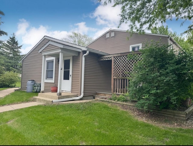 1532 E Stonehenge Drive -, Sycamore, IL 60178 - view of front of home featuring a front yard