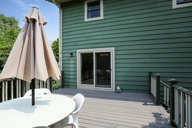 611 S 10th Ave, Saint Charles, IL 60174 - wooden deck featuring outdoor dining area