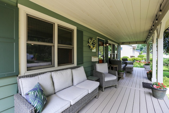 611 S 10th Ave, Saint Charles, IL 60174 - wooden porch with an outdoor hangout area