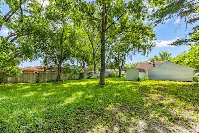 3708 W 162nd Pl, Markham, IL 60428 - view of yard featuring a storage shed