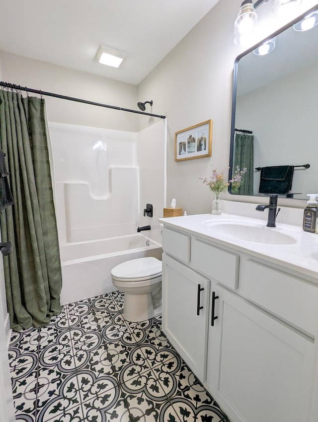 1785 Condor Dr, Manteno, IL 60950 - full bath with toilet, vanity, and shower / bath combo with shower curtain