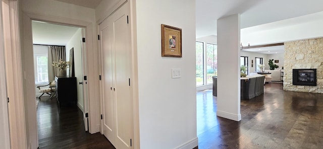 532 W Merri Oaks Rd, Barrington Hills, IL 60010 - hallway featuring dark wood-style floors and baseboards